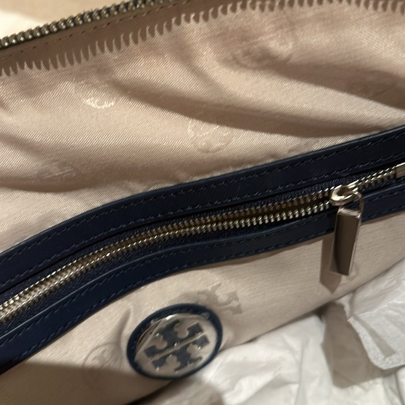 Super beautiful navy blue Tory Burch bag - Picture 6 of 6